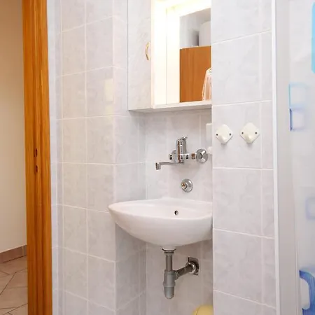 Апартаменты Prizba 9276a Blato (Korcula)